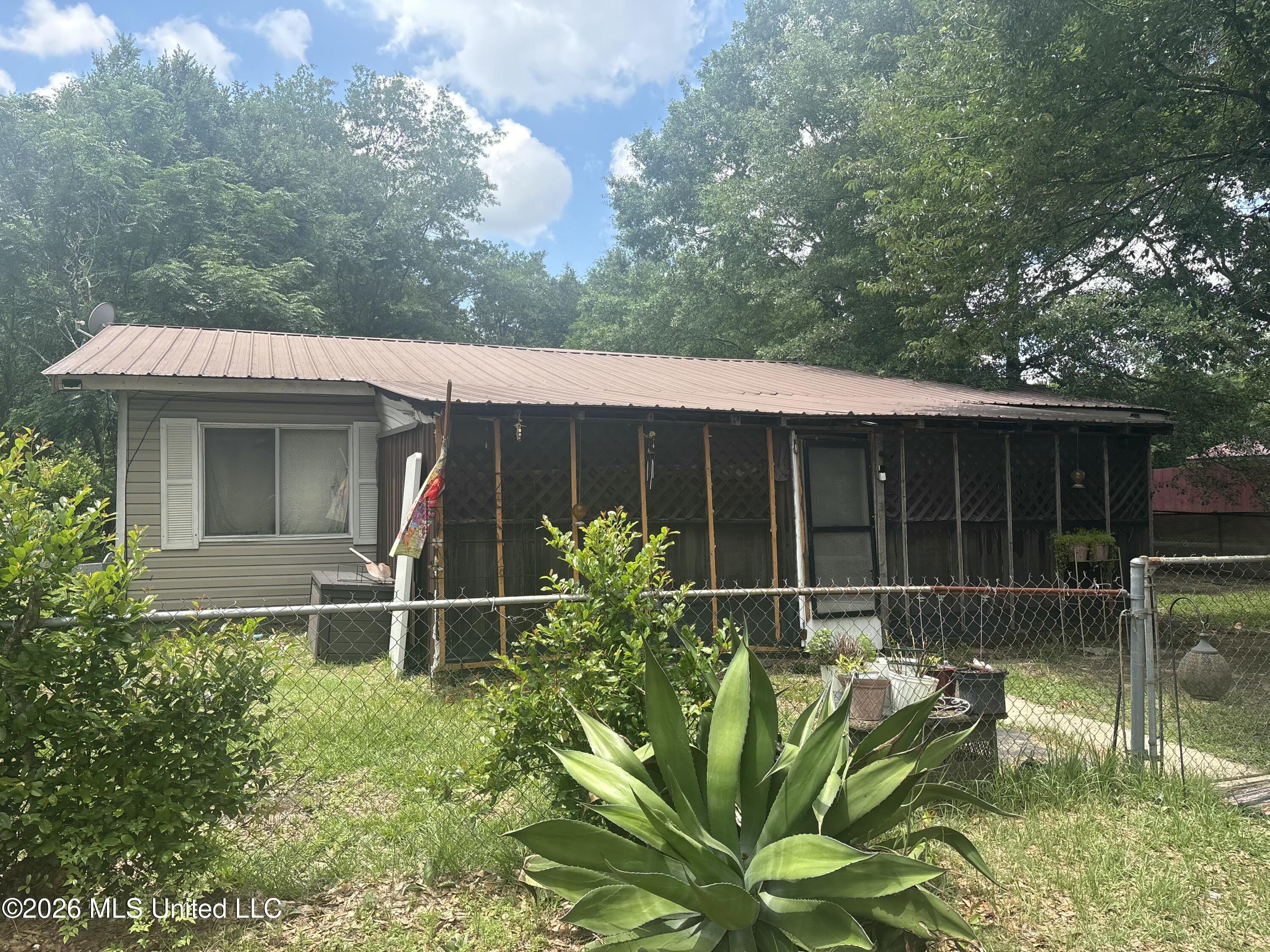 301 McSwain Road Hattiesburg, MS 39401 - Photo 1 of 4 80030217089__C6DF31E5-ADEF-483B-BD04-E70