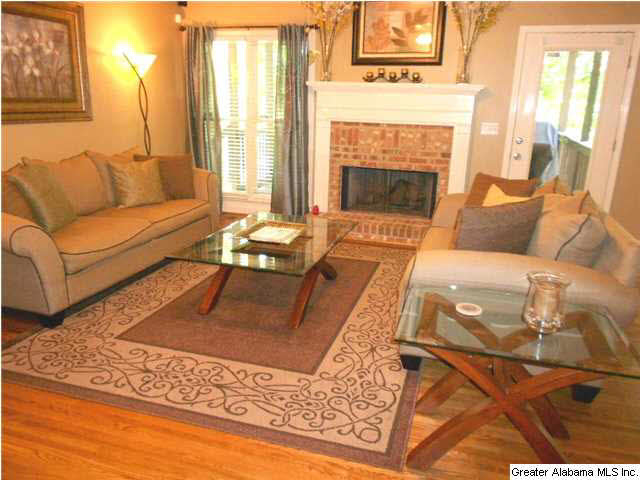 187 Clairmont Road Sterrett, AL 35147 - Photo 2 of 32