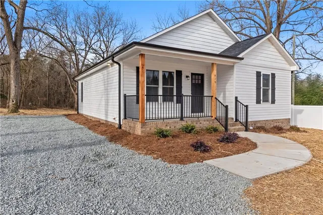 $254,900 | 619 Stokesburg Road, Walnut Cove, NC 27052
