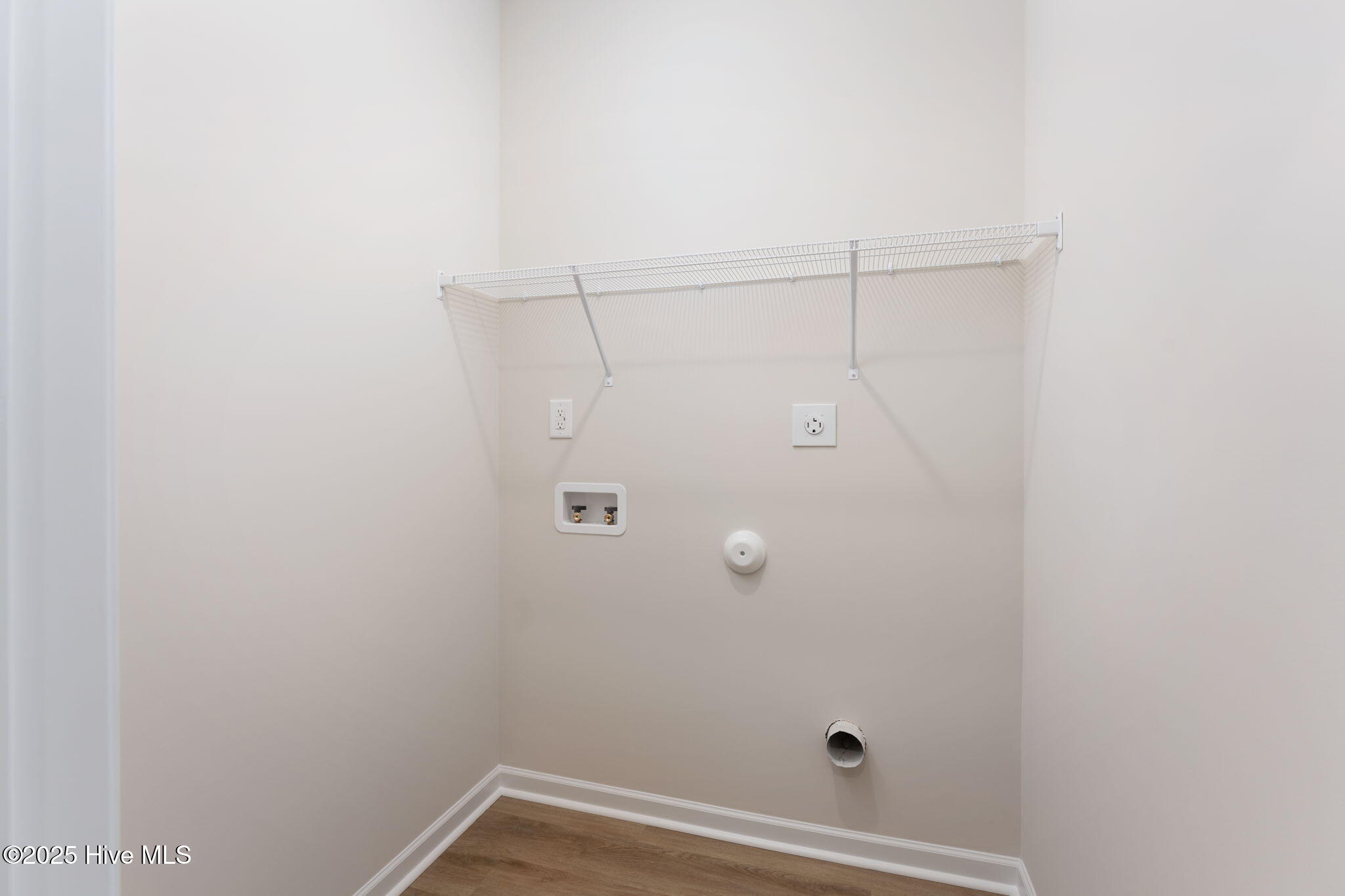 1029 Pine Ridge Castle Hayne, NC 28429 - Photo 20 of 24 laundry-01a