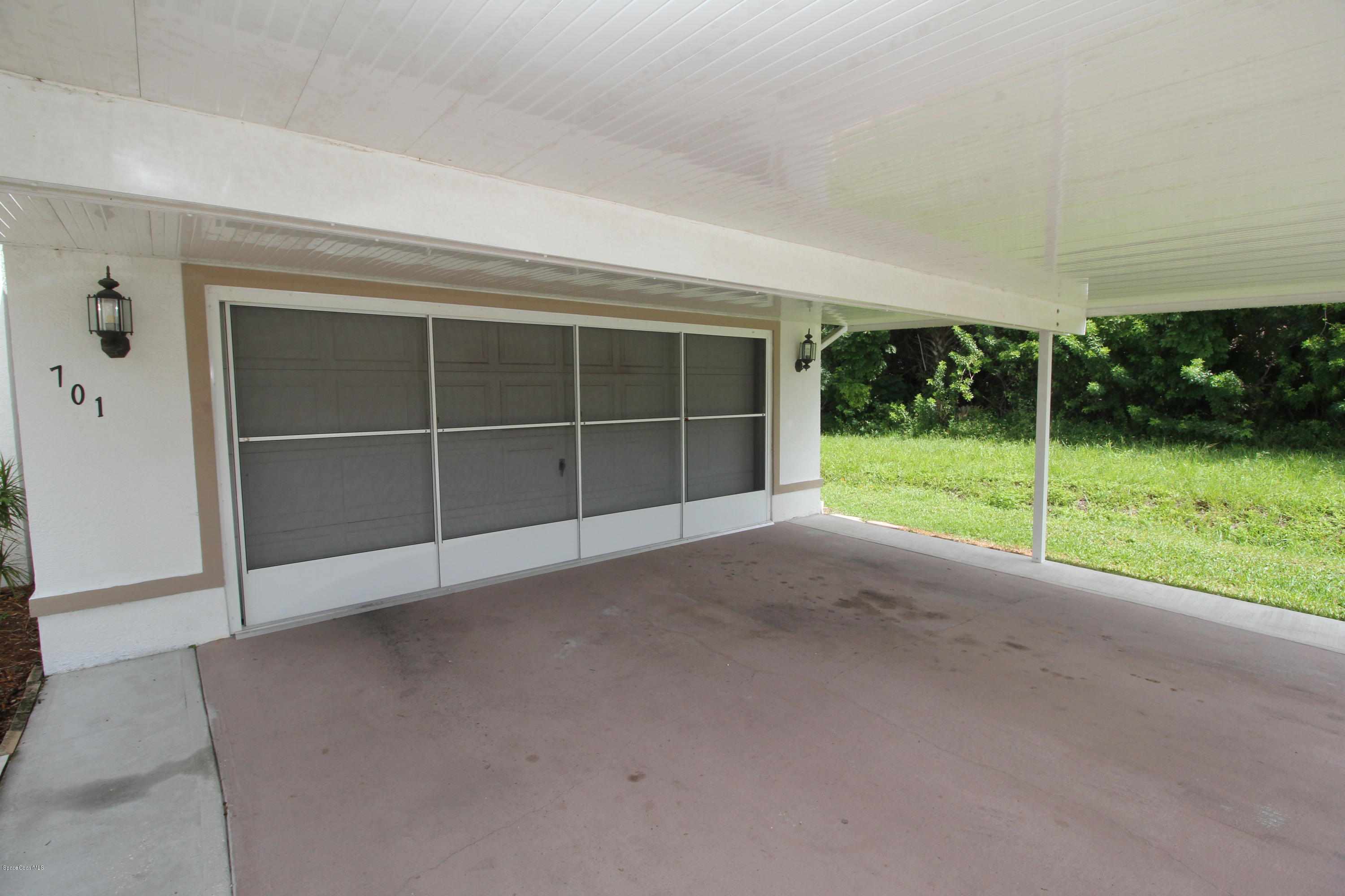 701 Raleigh Road Southeast Palm Bay, FL 32909 - Photo 11 of 39 IMG_4333
