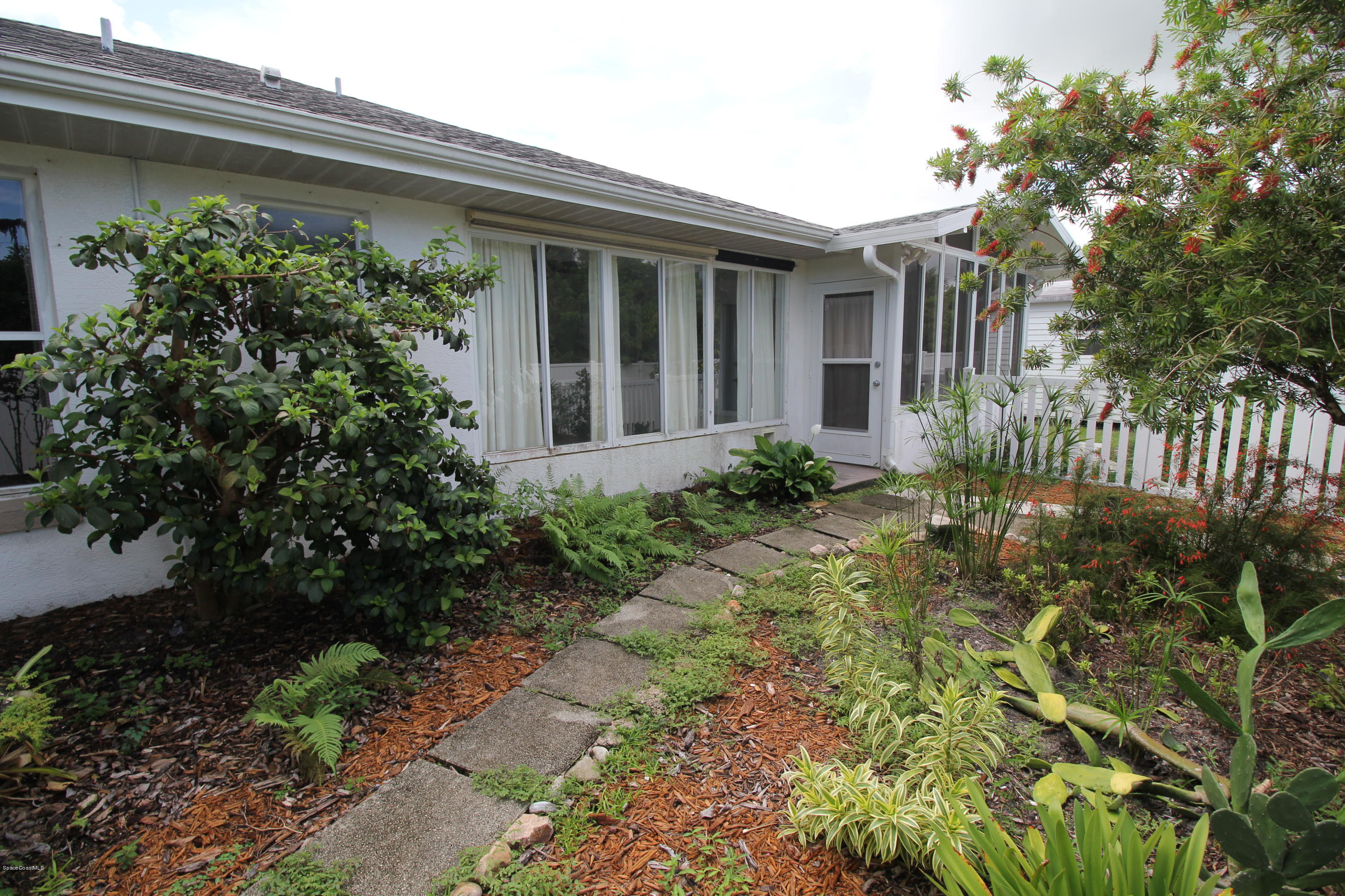 701 Raleigh Road Southeast Palm Bay, FL 32909 - Photo 37 of 39 IMG_4328