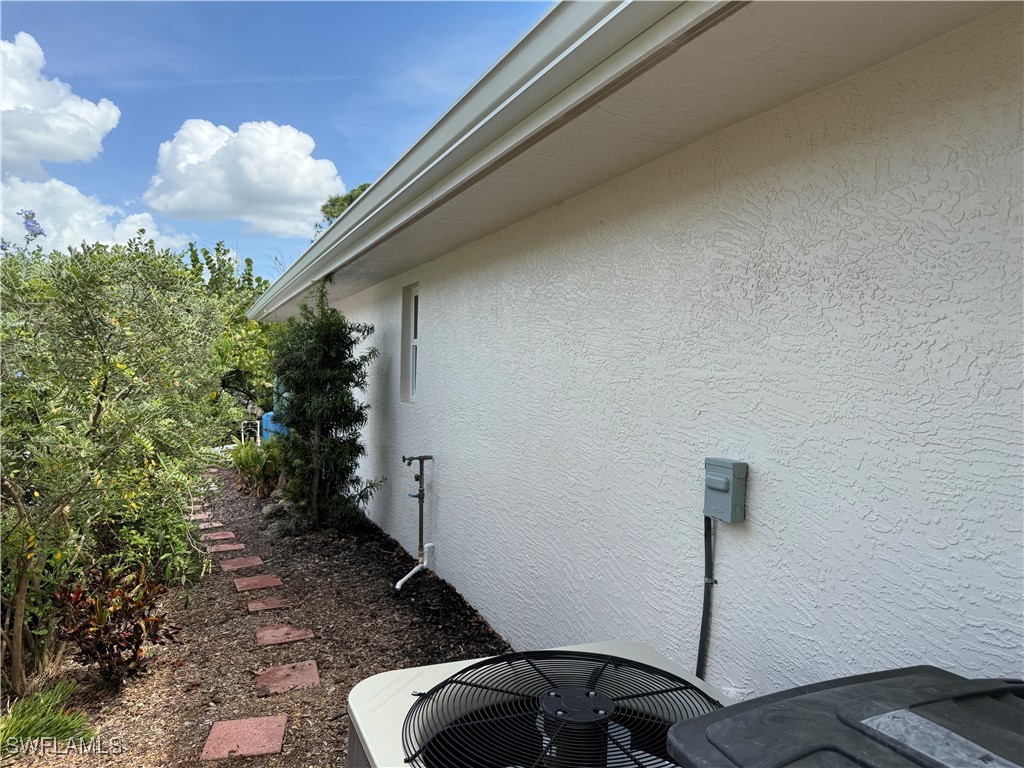 18249 Oak Road Fort Myers, FL 33967 - Photo 3 of 16 a view of a balcony
