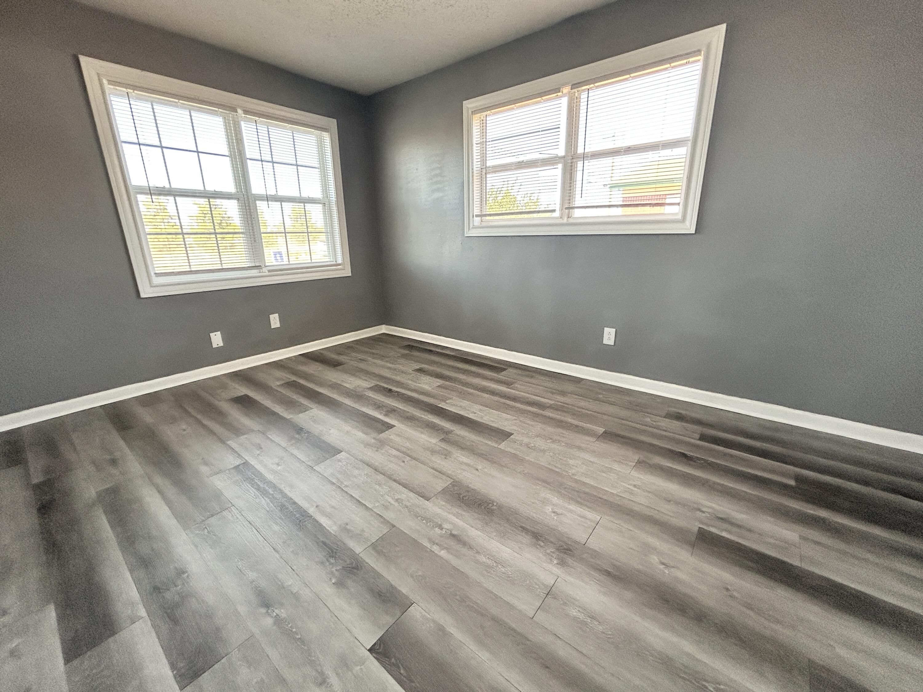 5533 34th Street, Unit A Lubbock, TX 79407 - Photo 10 of 12 a view of room with window