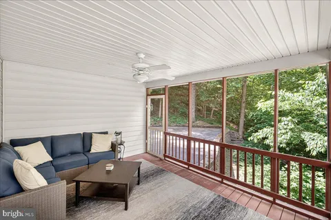 $1,200,000 | 10490 Lakeridge Court, New Market, MD 21774