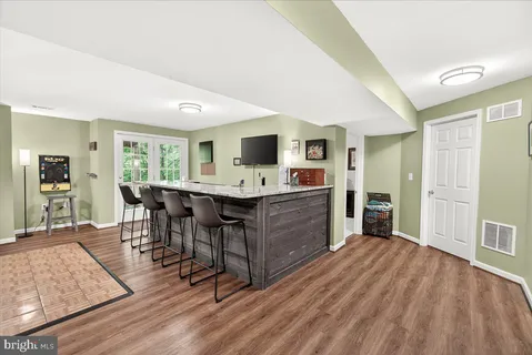 $1,200,000 | 10490 Lakeridge Court, New Market, MD 21774
