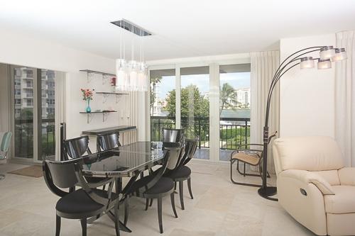 901 East Camino Real, Unit 3B Boca Raton, FL 33432 - Photo 3 of 20 Dining room