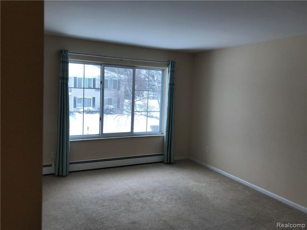 100 West Hickory Grove Road Bloomfield Hills, MI 48304 - Photo 12 of 21