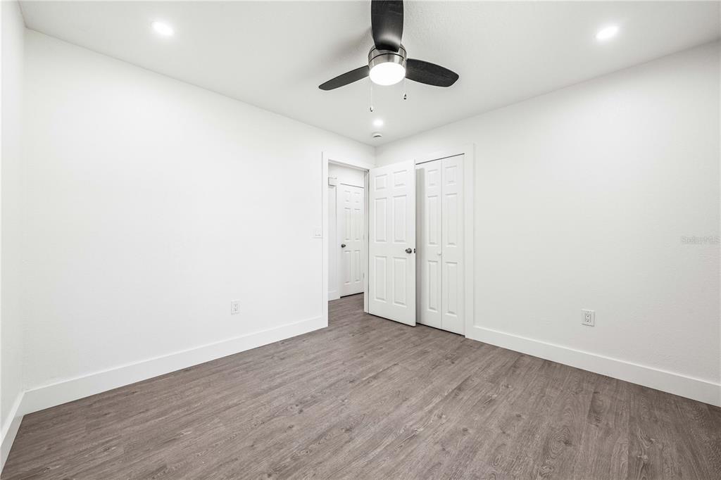 5672 South Lockwood Ridge Road Sarasota, FL 34231 - Photo 30 of 63 Gallery Image 30