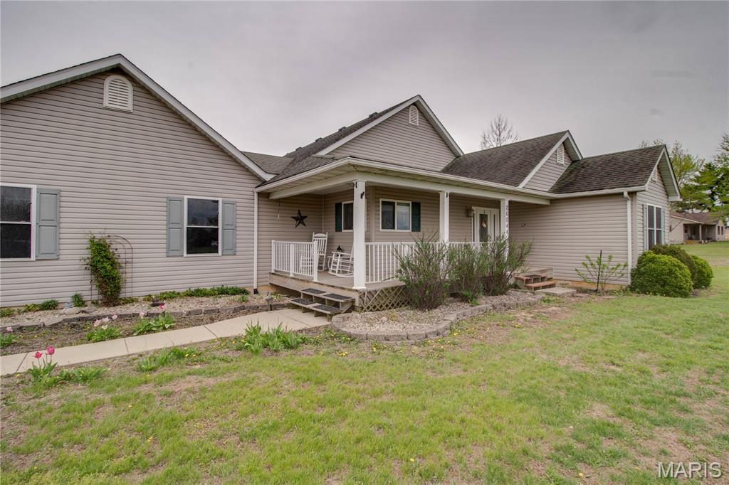 26044 Highway 3 Godfrey, IL 62035 - Photo 12 of 66