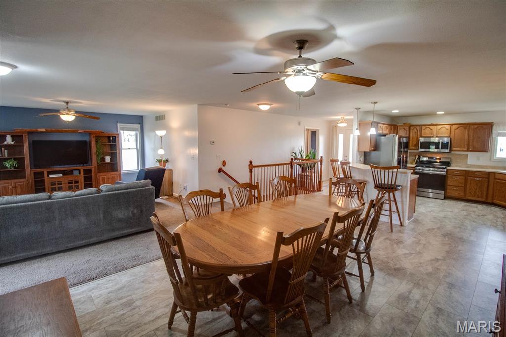 26044 Highway 3 Godfrey, IL 62035 - Photo 23 of 66