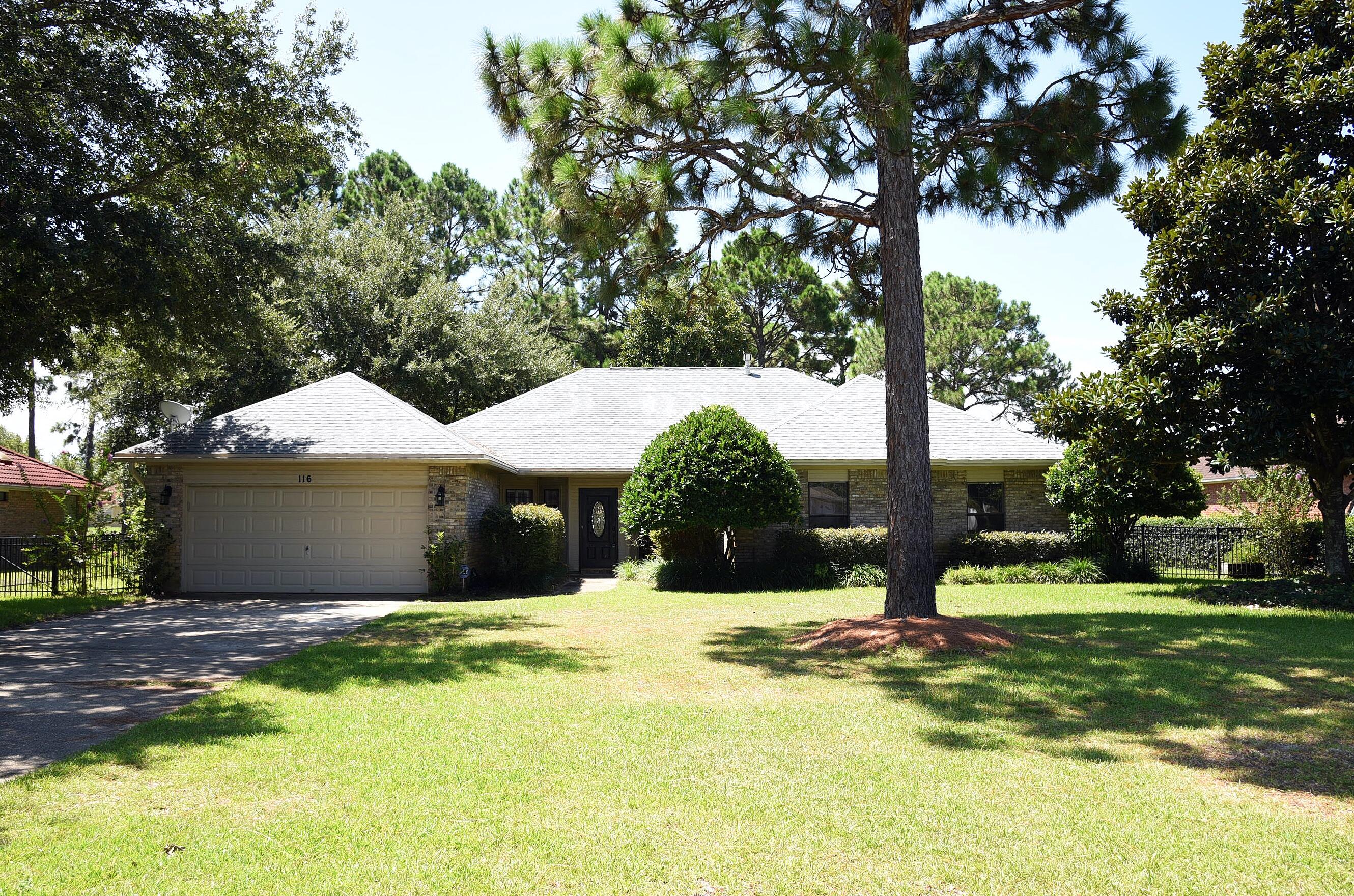 116 Baywind Drive Niceville, FL 32578 - Photo 1 of 37 116 Baywind