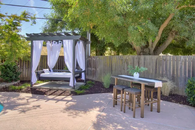 $1,115,000 | 2932 Kadema Drive, Sacramento, CA 95864