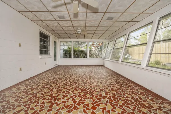 $2,900 | 12902 Forest Hills Drive, Tampa, FL 33612