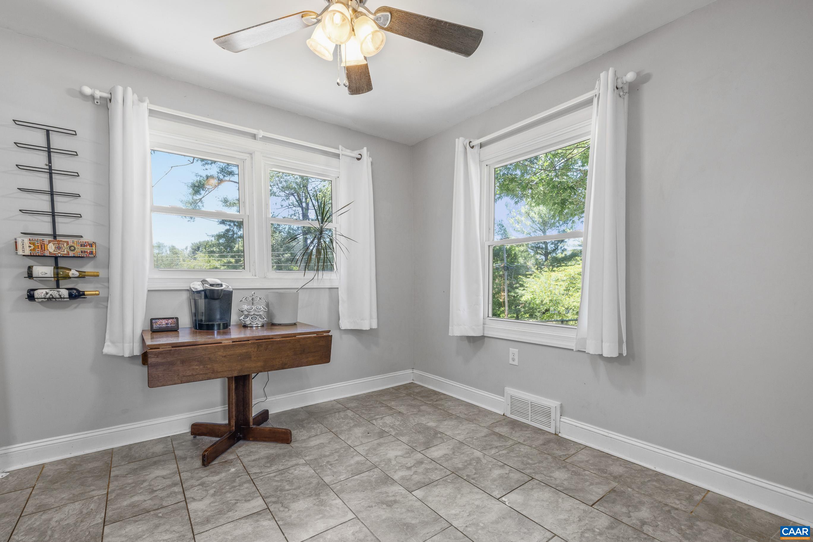1317 Ridge Circle Waynesboro, VA 22980 - Photo 21 of 40
