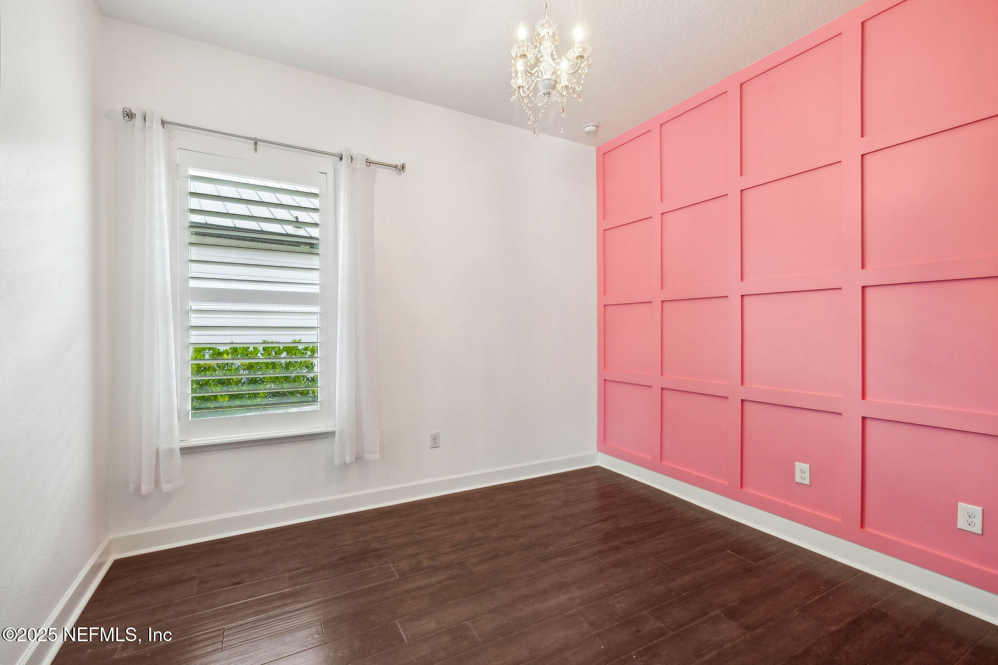 97 Marquesa Circle St. Johns, FL 32259 - Photo 34 of 86 a view of a livingroom with an empty room and wooden floor