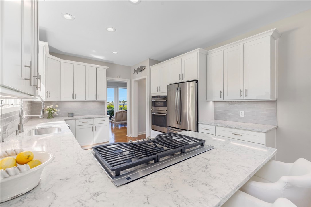 45 Bagy Wrinkle Cove Warren, RI 02885 - Photo 18 of 41