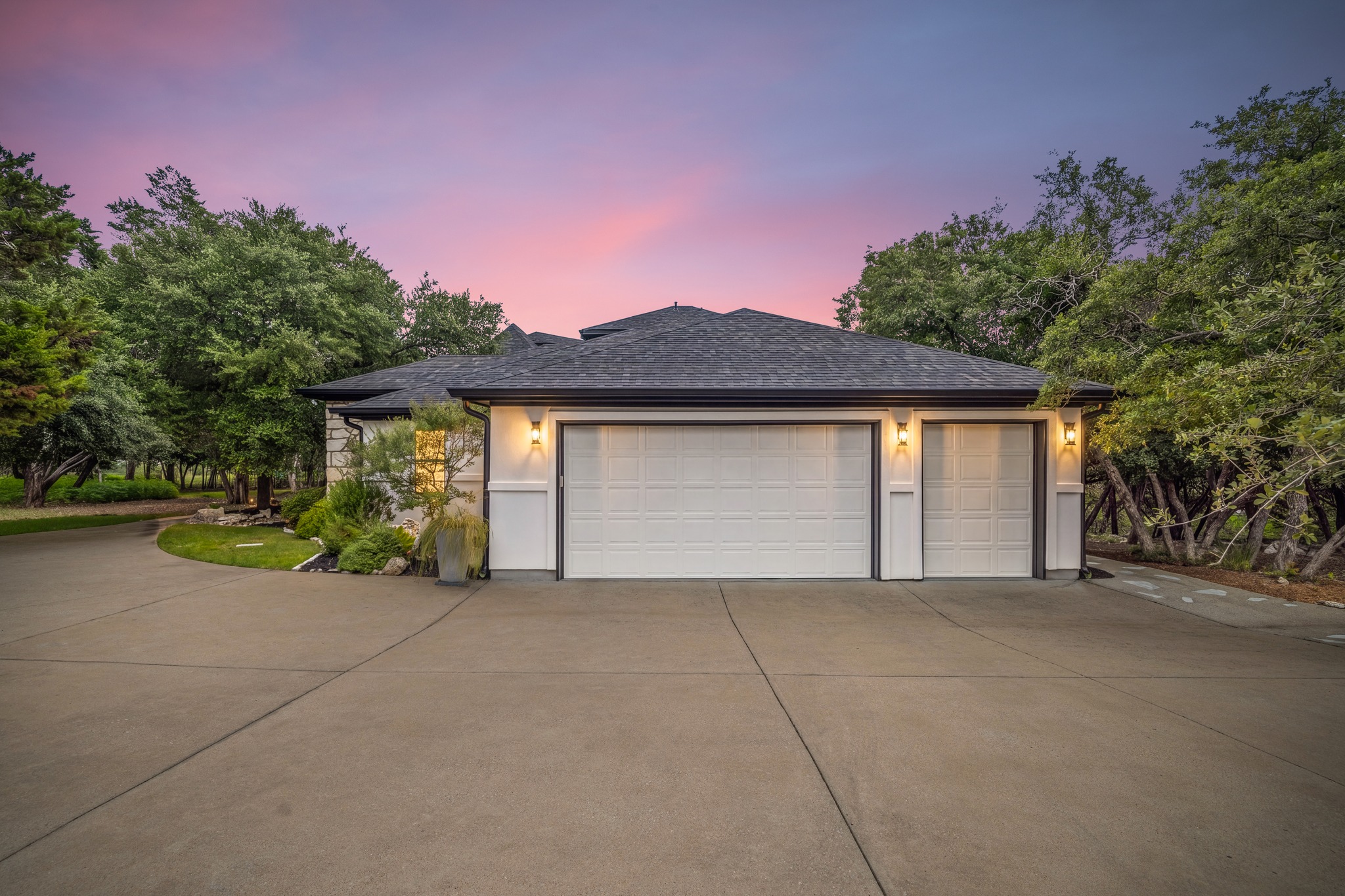 1403 Camelback Leander, TX 78641 - Photo 2 of 40
