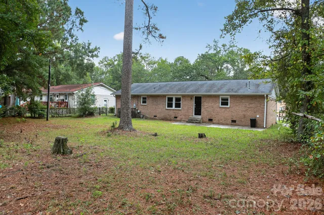 $205,000 | 3725 Harrogate Road, Columbia, SC 29210