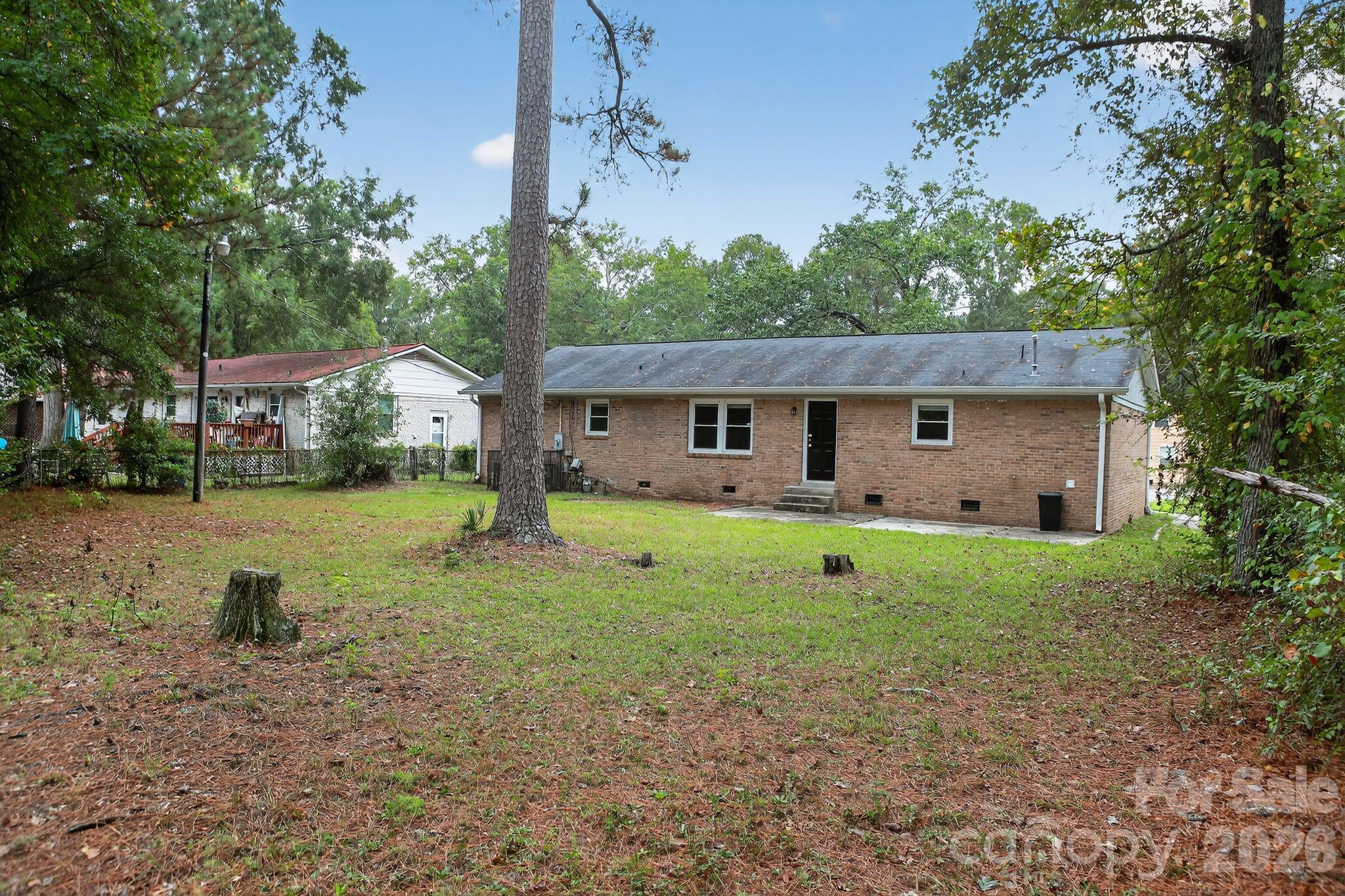 3725 Harrogate Road Columbia, SC 29210 - Photo 4 of 31