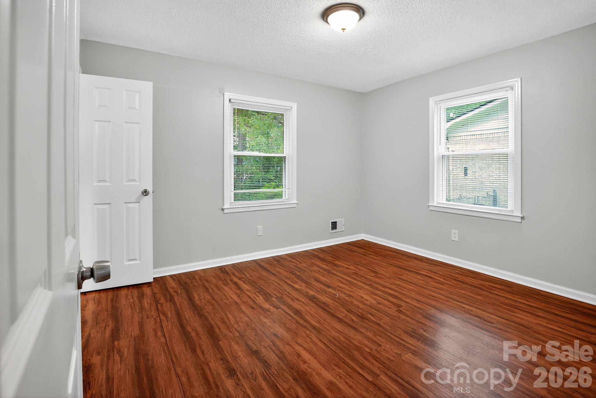 3725 Harrogate Road Columbia, SC 29210 - Photo 10 of 31