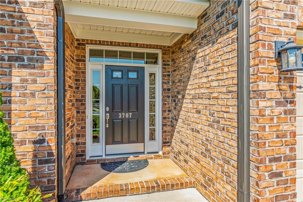 3707 Wheat Street High Point, NC 27265 - Photo 5 of 37 Gallery Image 5