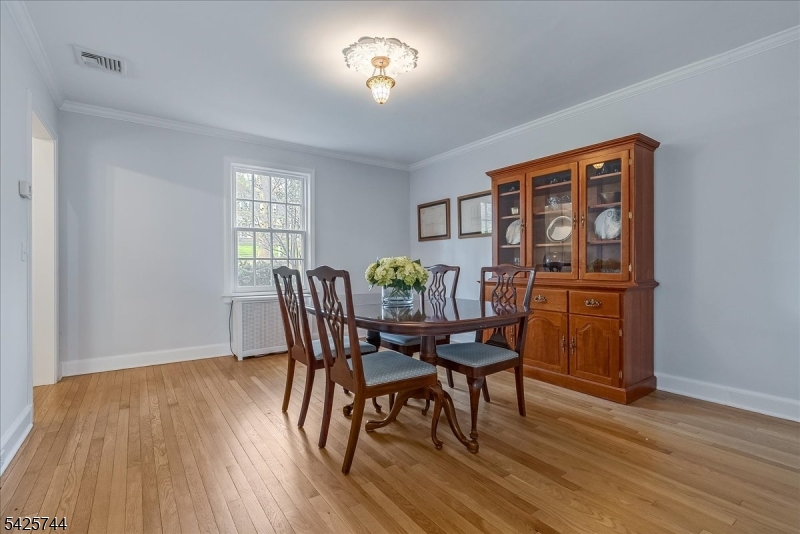 40 Spring Brook Road Morristown, NJ 07960 - Photo 8 of 27