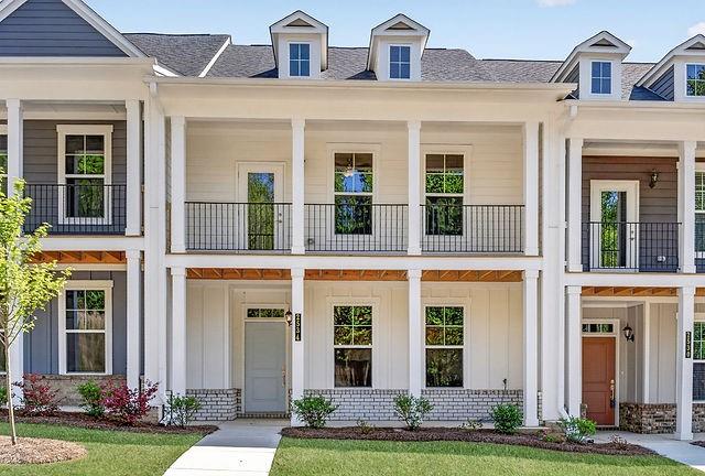 2534 Harbor Rdg Pass, Unit 344 Gainesville, GA 30507 - Photo 1 of 28 front view of a house