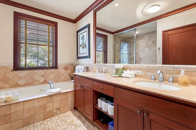 $3,100,000 | 69-1000 Kolea Kai Circle, Unit 6E, Waikoloa, HI 96738