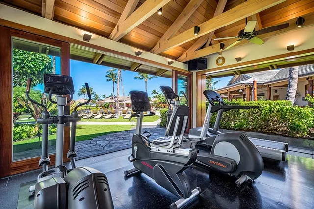 $3,100,000 | 69-1000 Kolea Kai Circle, Unit 6E, Waikoloa, HI 96738