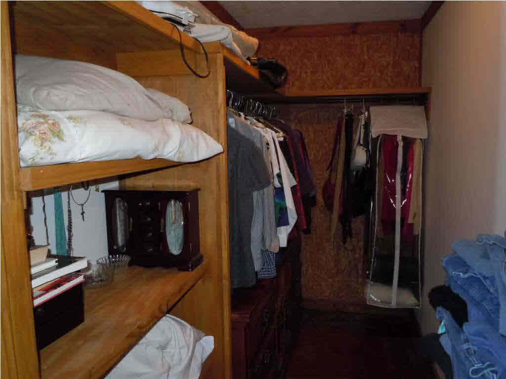 141 Moore Road Edwards, MS 39066 - Photo 28 of 36 one of the two master walk in closet