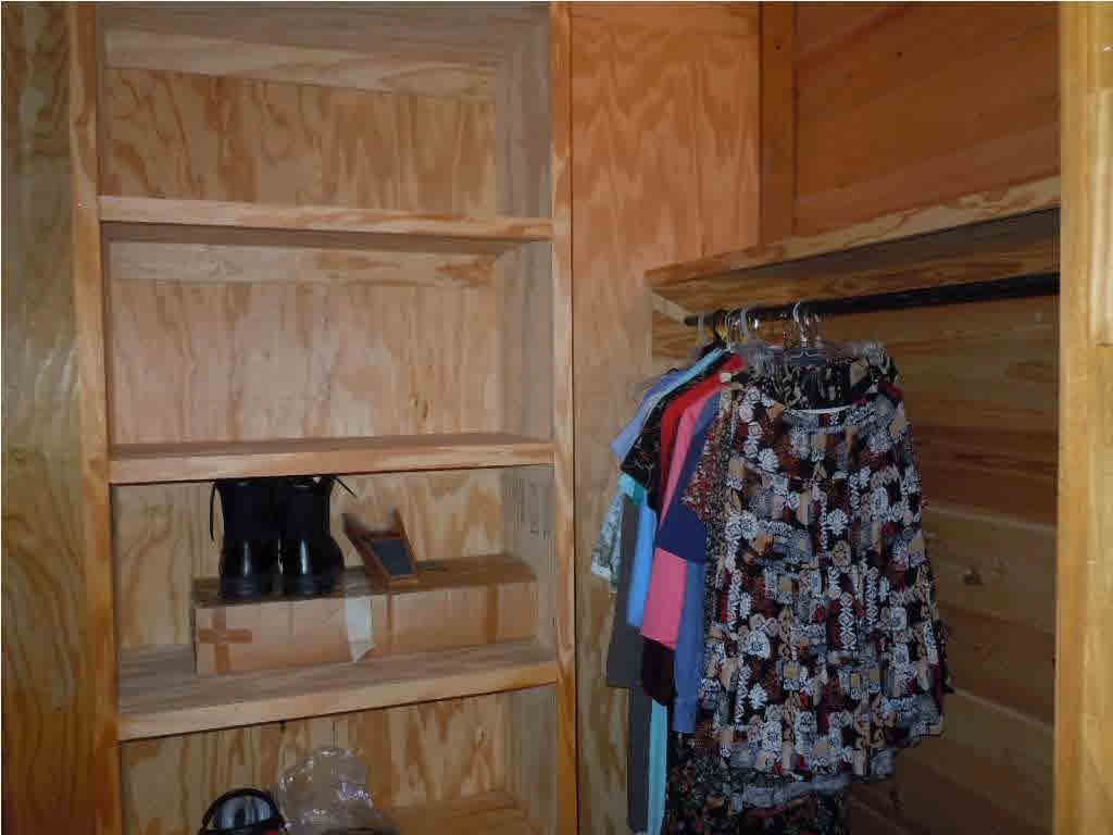 141 Moore Road Edwards, MS 39066 - Photo 30 of 36 2nd master walk in closet
