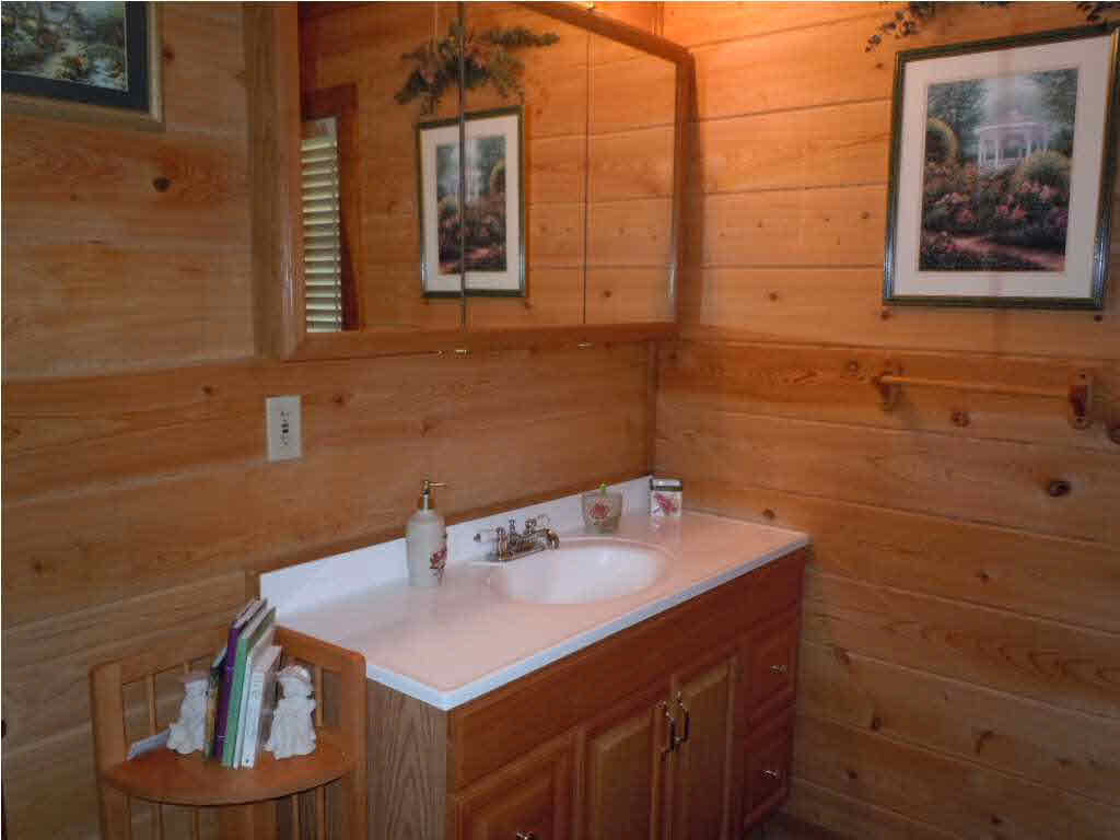 141 Moore Road Edwards, MS 39066 - Photo 34 of 36 hall bath