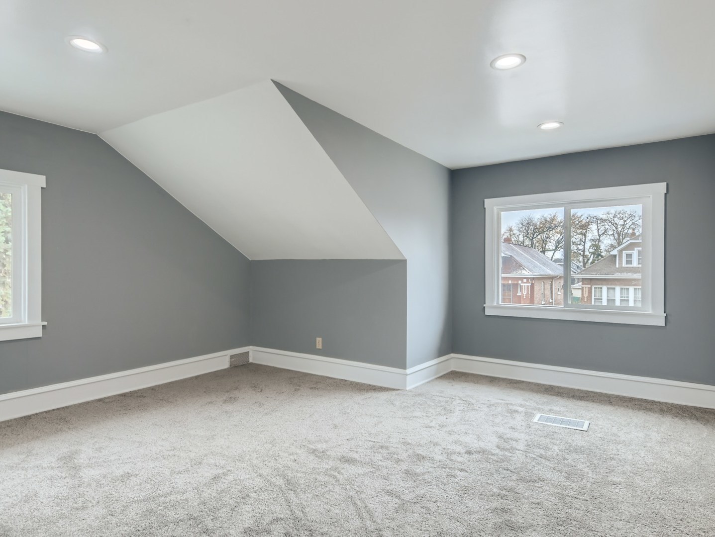 2333 Ridgeland Avenue Berwyn, IL 60402 - Photo 8 of 11 Gallery Image 8