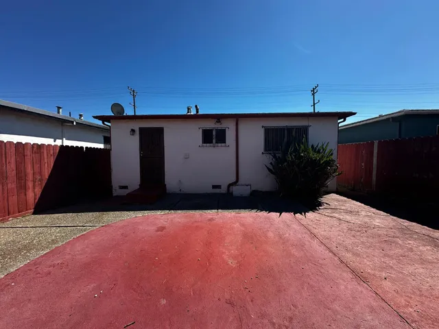 $400,000 | 2821 Florida Avenue, Richmond, CA 94804