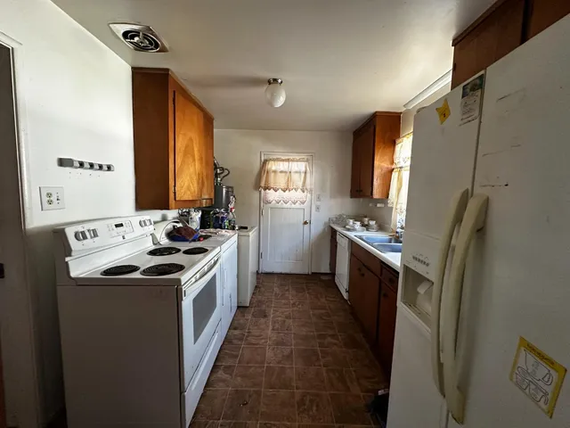 $400,000 | 2821 Florida Avenue, Richmond, CA 94804