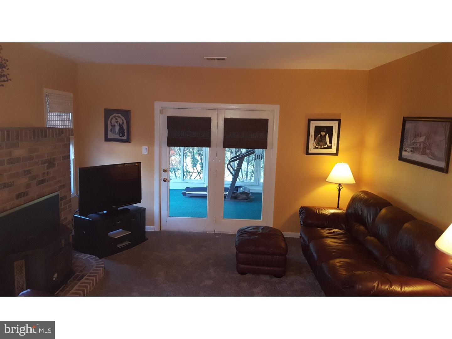 236 Valley Road Yardley, PA 19067 - Photo 10 of 24 Family Room