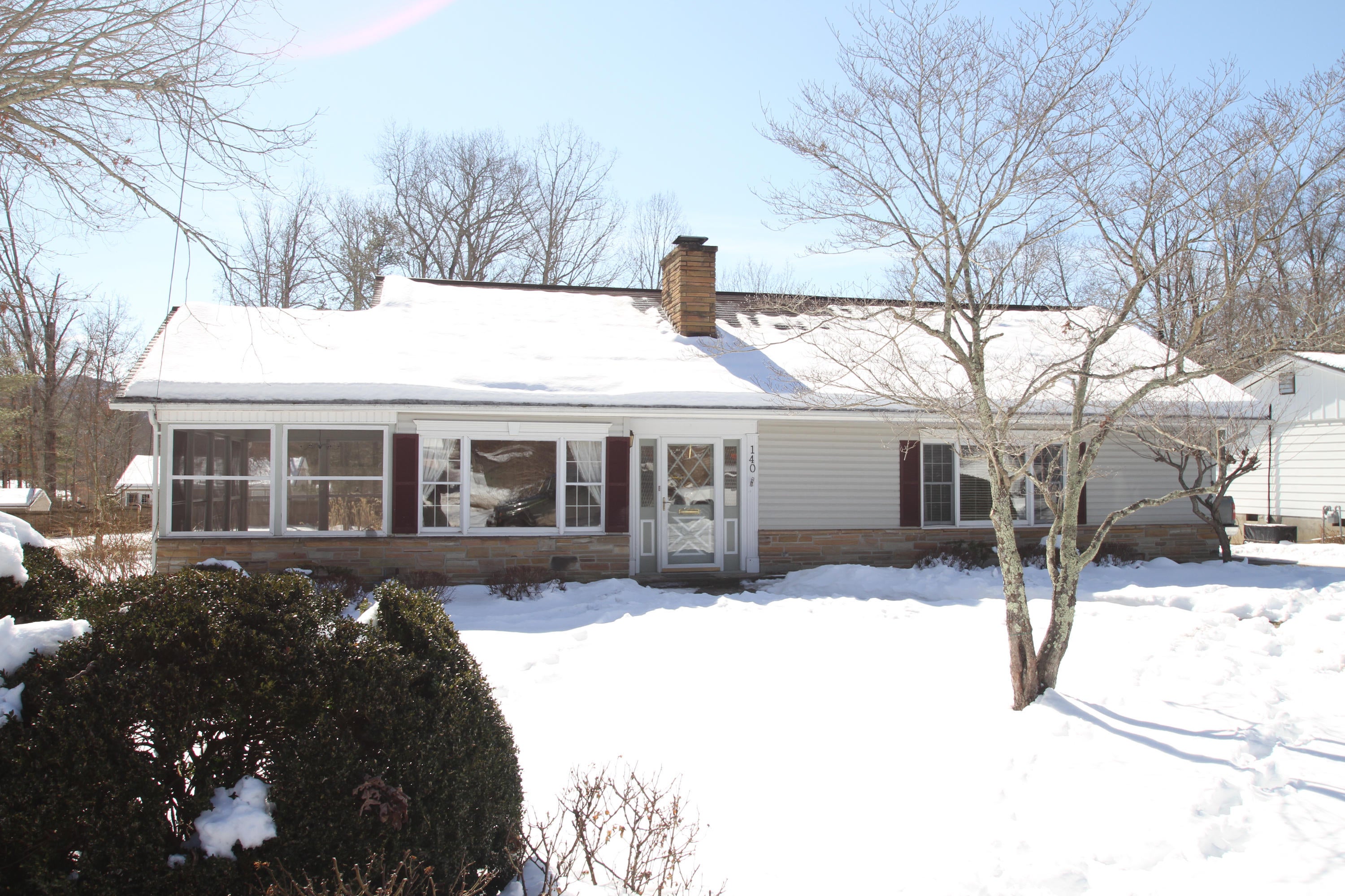 140 Rowan Road White Sulphur Springs, WV 24986 - Photo 2 of 2 Gallery Image 2