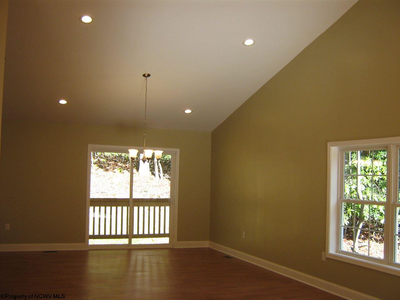 172 Bridge Road Morgantown, WV 26508 - Photo 6 of 20 Gallery Image 6