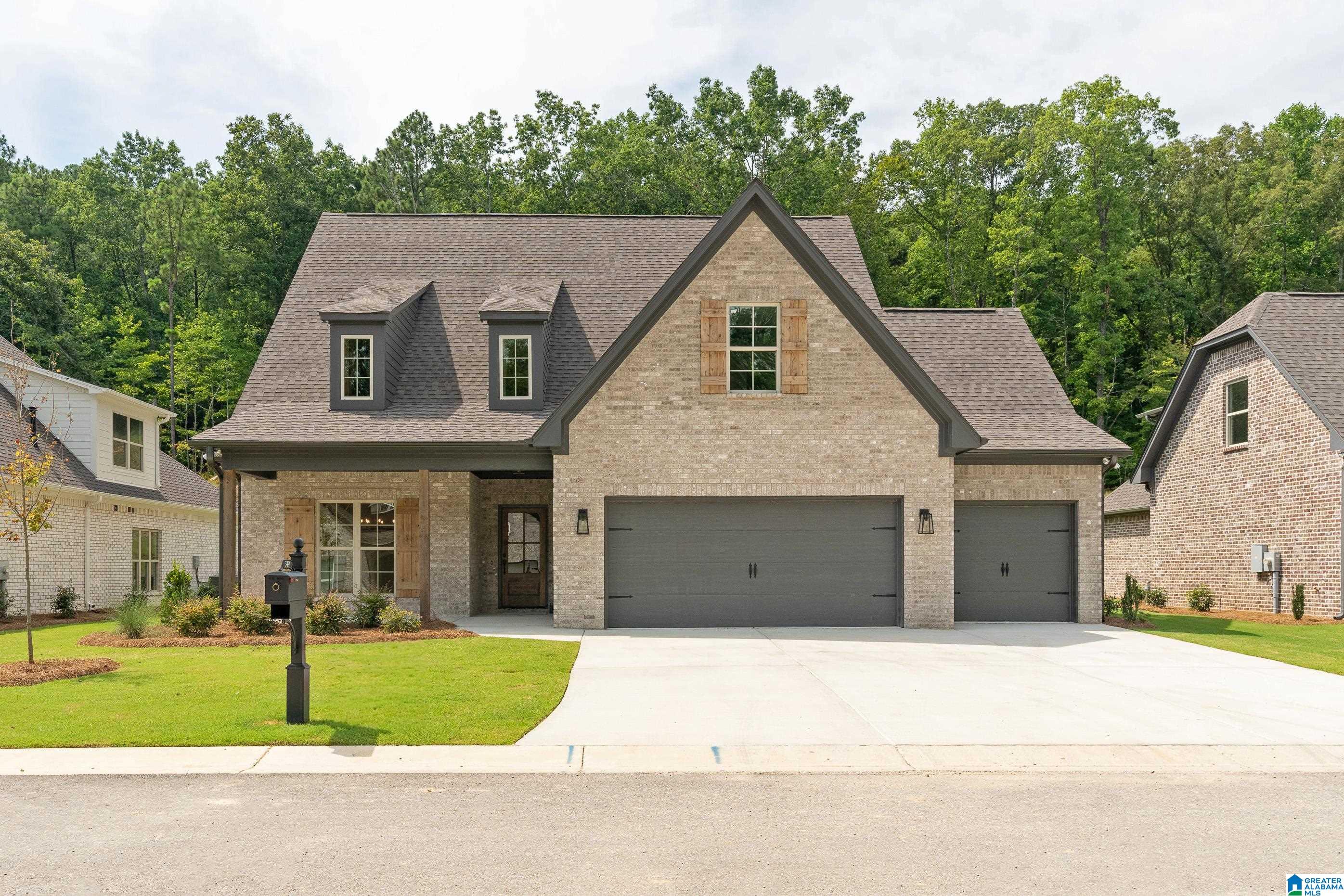 349 Kinross Circle Pelham, AL 35124 - Photo 1 of 46