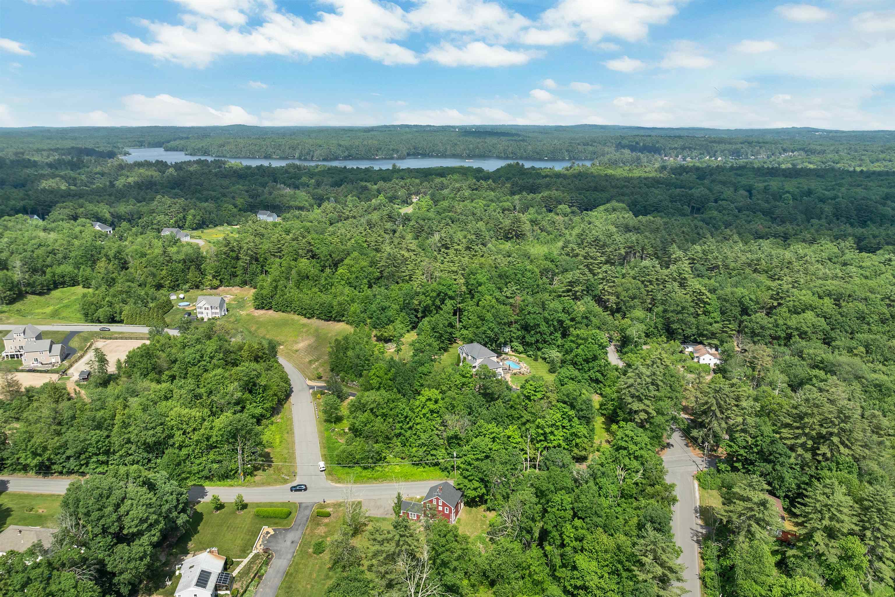 93 Gulf Road Derry, NH 03038 - Photo 10 of 47