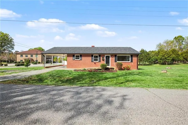 $269,000 | 3875 Littlebrook Drive, Clemmons, NC 27012