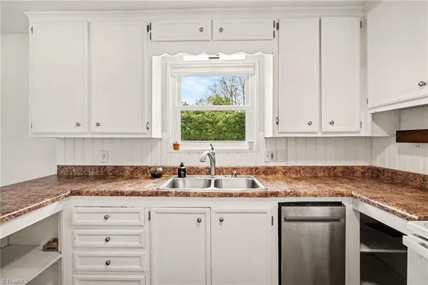 $269,000 | 3875 Littlebrook Drive, Clemmons, NC 27012