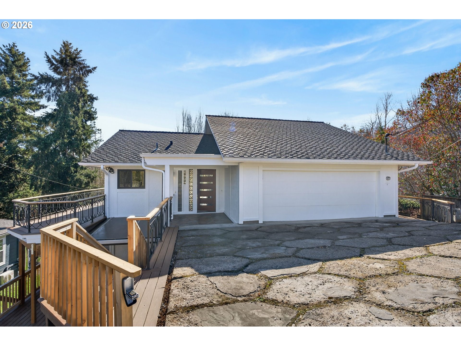 3226 Southwest Dolph Court Portland, OR 97219 - Photo 2 of 48 Gallery Image 2
