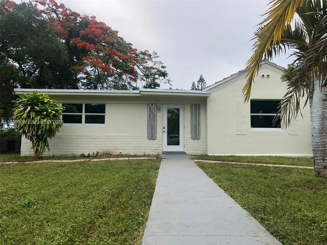 $3,100 | 8000 Northwest 12th Place, Miami, FL 33147