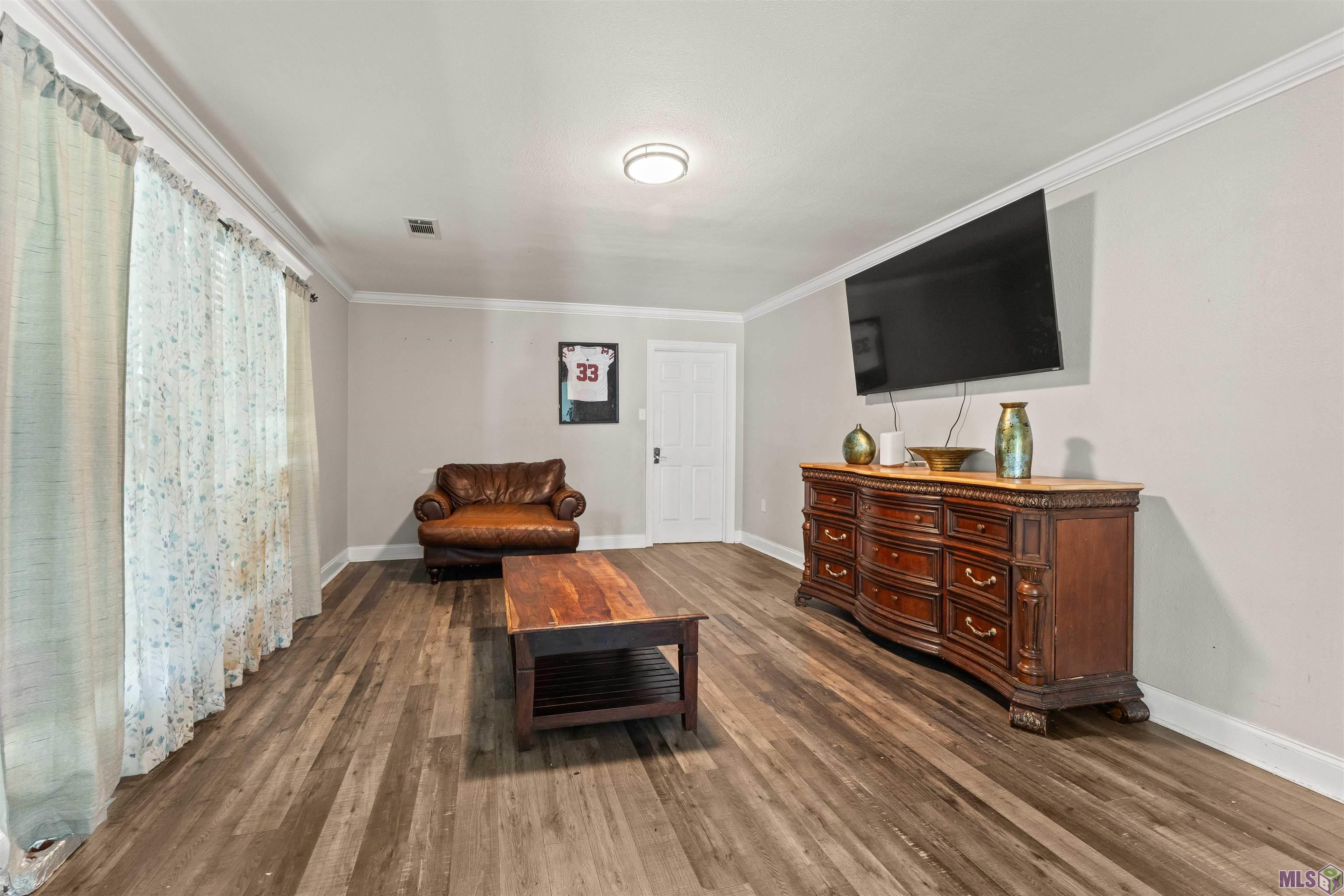 1088 Sinclair Drive Baton Rouge, LA 70815 - Photo 6 of 8