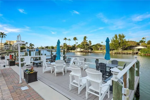 $3,450 | 1950 Gulf Shore Boulevard North, Unit 104, Naples, FL 34102
