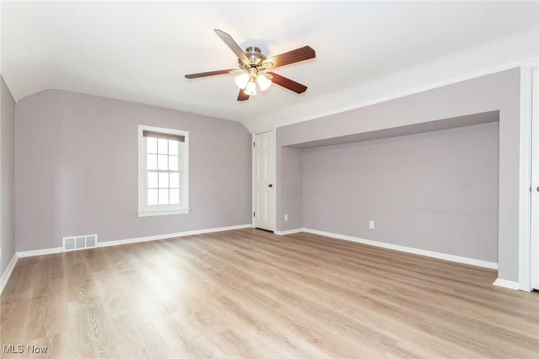 5195 Mayview Road Cleveland, OH 44124 - Photo 27 of 49