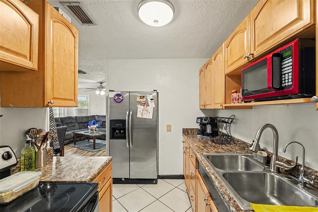 1464 Druid Road Clearwater, FL 33756 - Photo 8 of 26