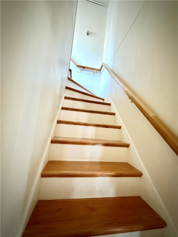 345 Carrington Avenue Woonsocket, RI 02895 - Photo 23 of 50